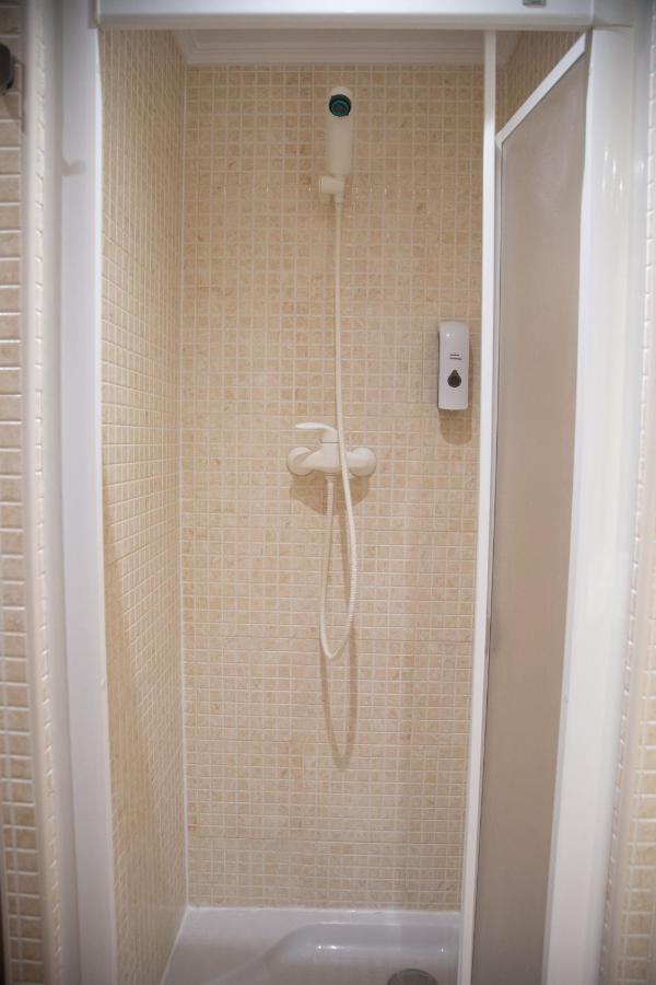 Elizabeth Towers Apartment Алманса Екстериор снимка
