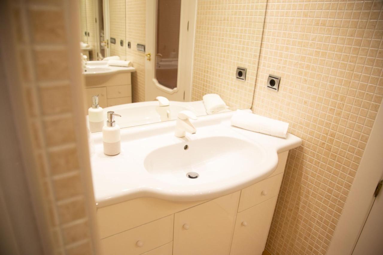 Elizabeth Towers Apartment Алманса Екстериор снимка